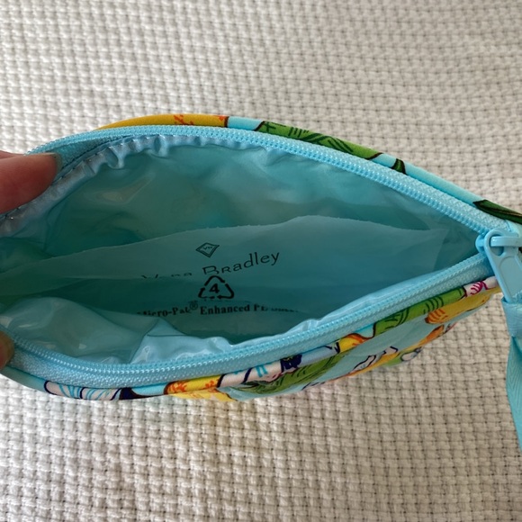 Vera Bradley Medium Travel Cosmetic bag - lemon grove - Picture 3 of 3